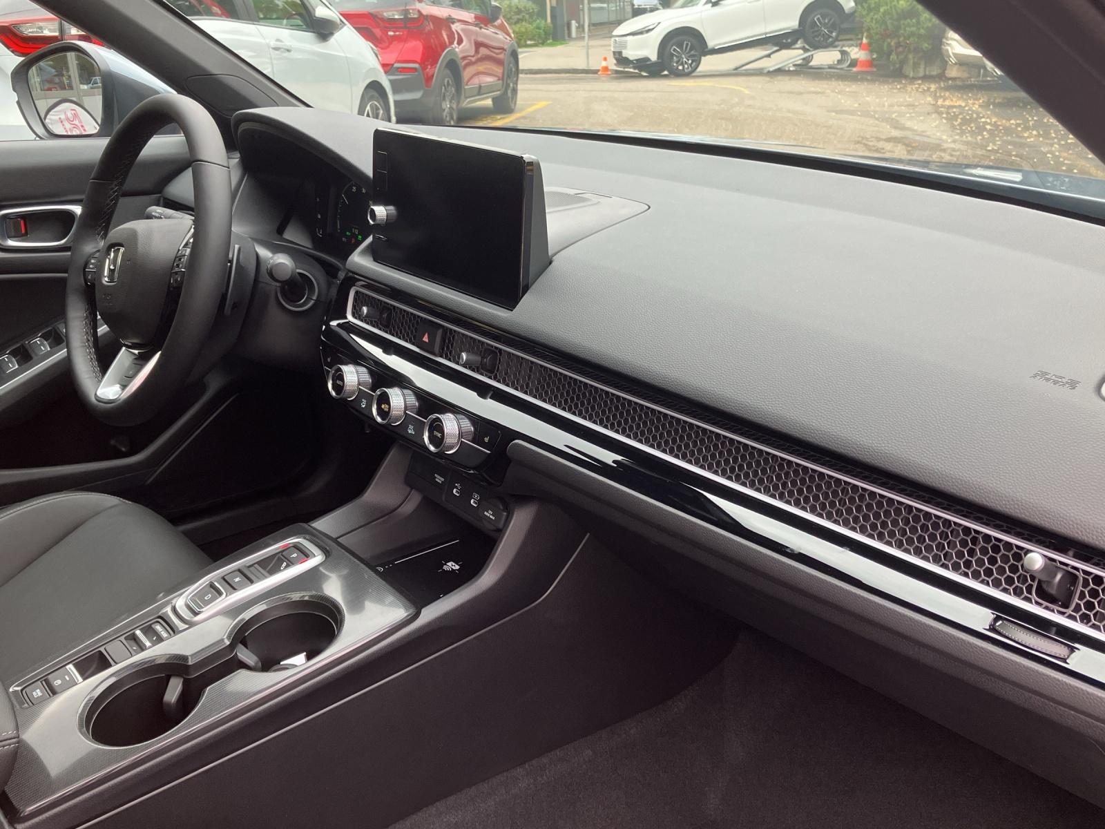HONDA Civic 2.0 i-MMD Advance, Leasing Aktion 1.9 %, Bis zu 8 Jahre oder 160'000 km Garantie-image-17