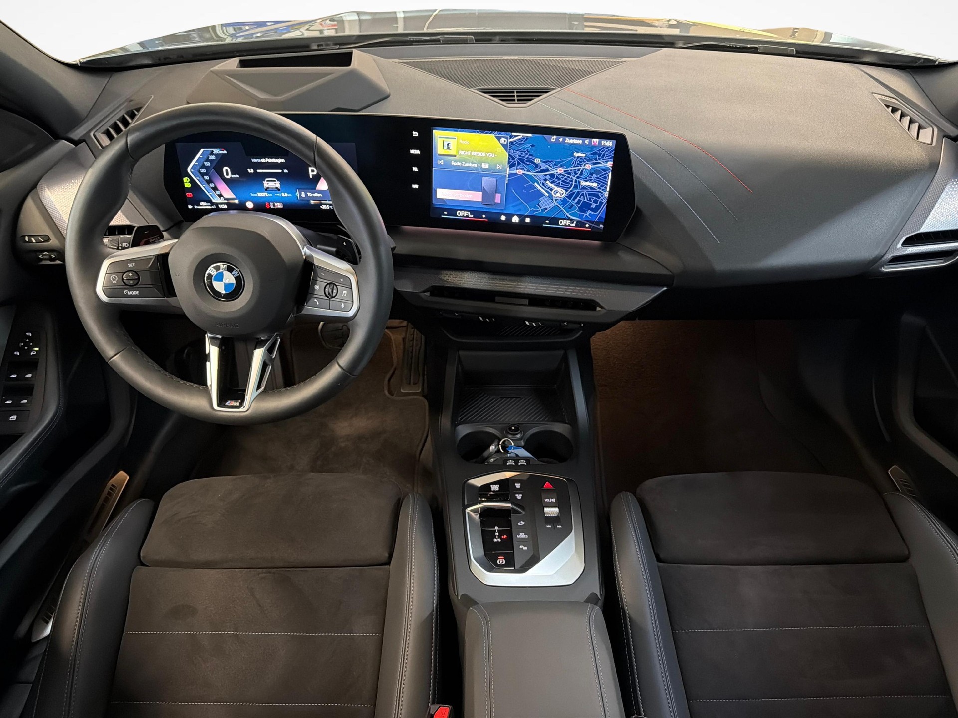 BMW 123 xDrive-image-12