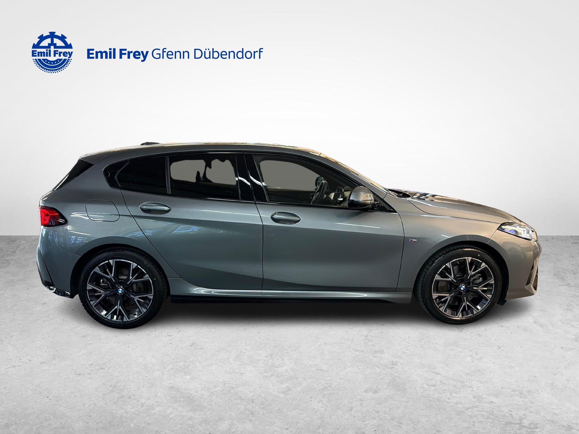 BMW 123 xDrive-image-6