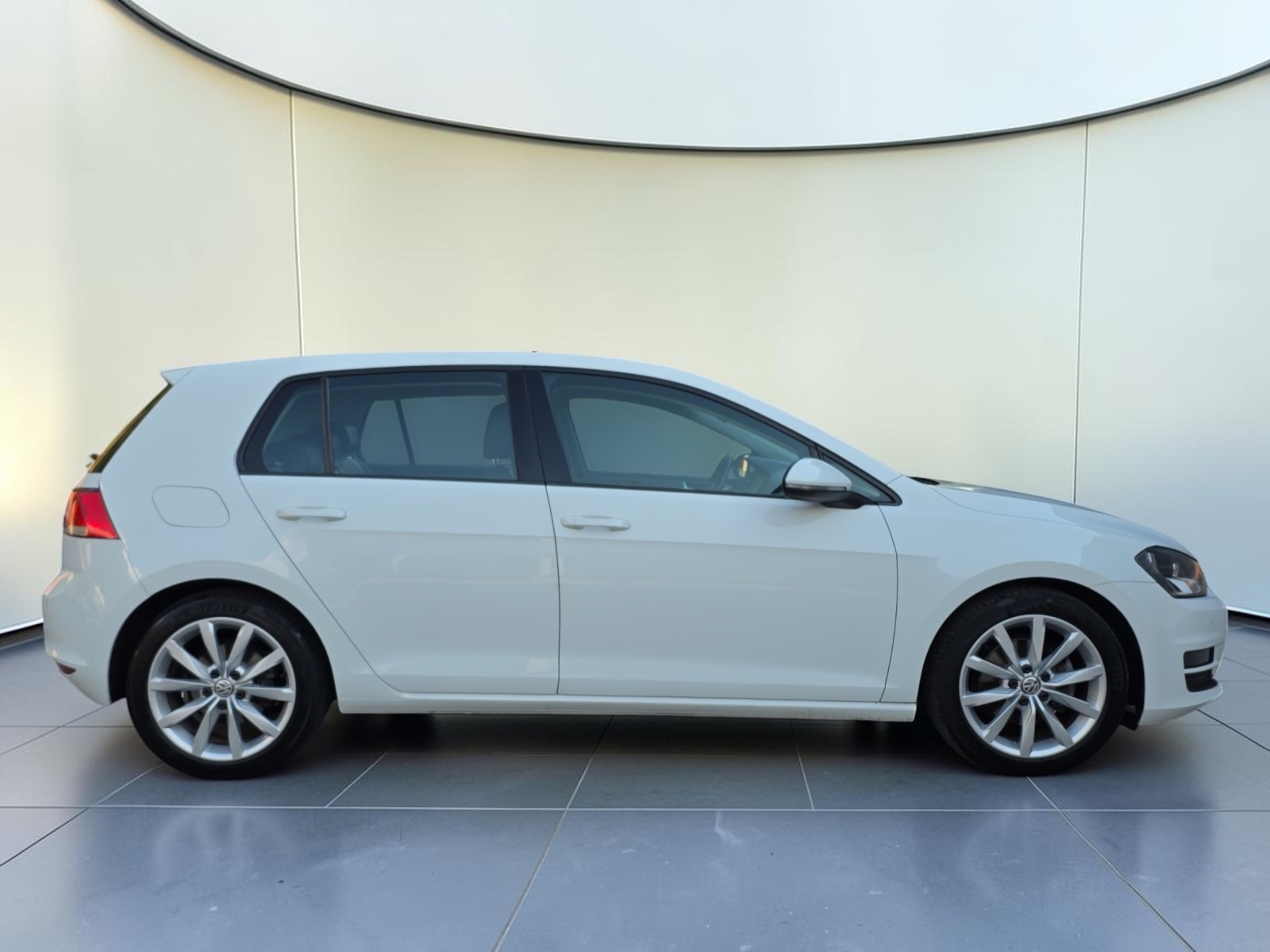 VW Golf 1.4 TSI Highline DSG-image-3