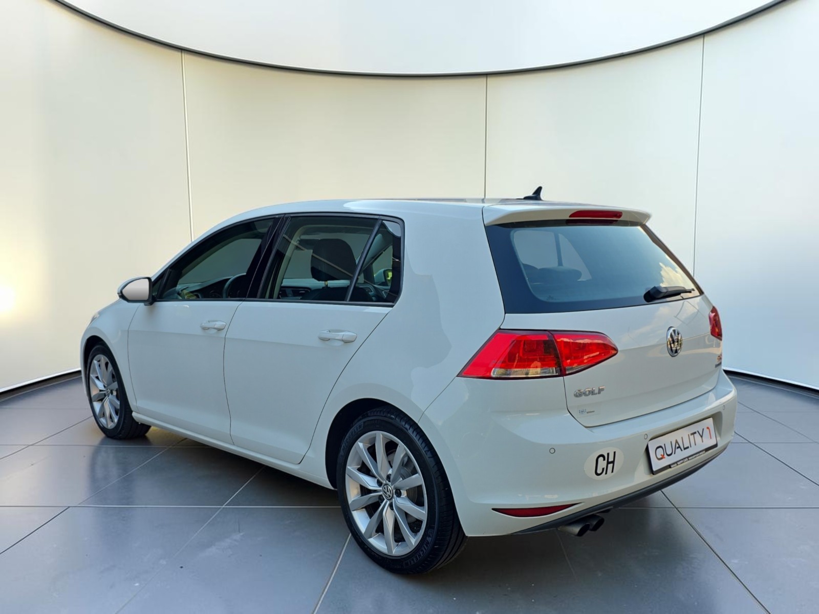 VW Golf 1.4 TSI Highline DSG-image-6