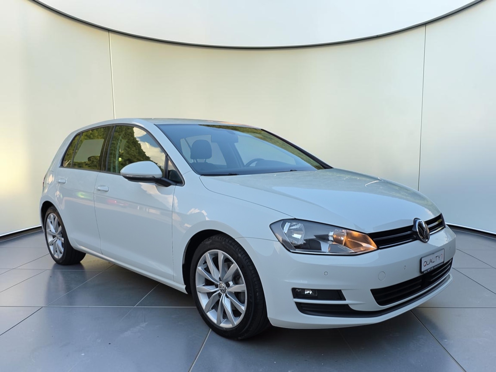 VW Golf 1.4 TSI Highline DSG-image-2
