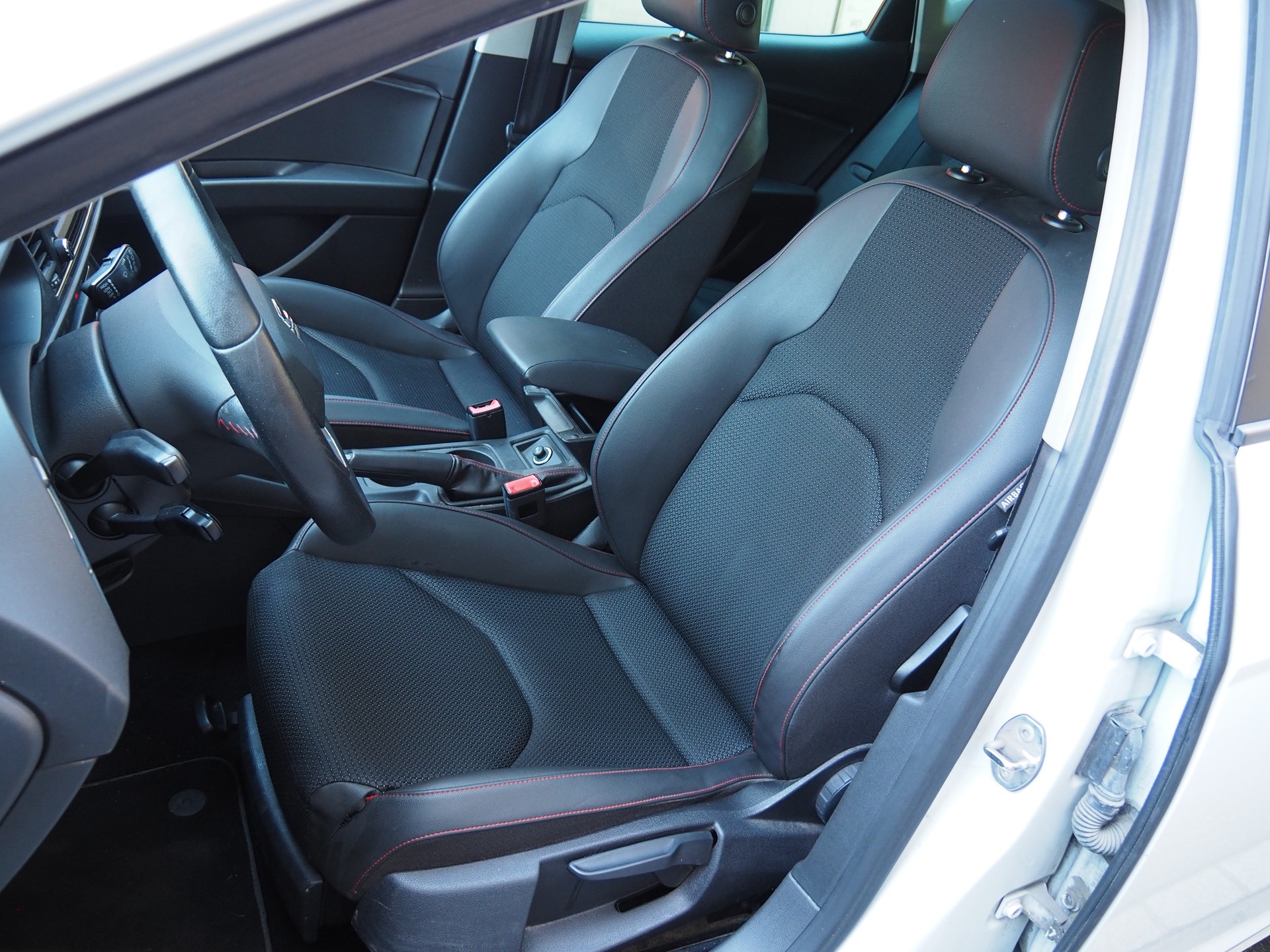 SEAT Leon SC 1.8 TSI FR-image-8