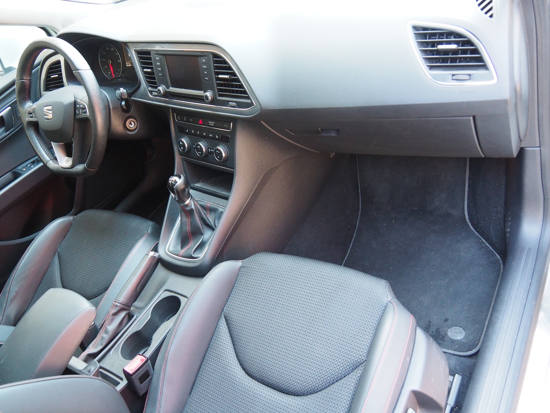 SEAT Leon SC 1.8 TSI FR-image-9