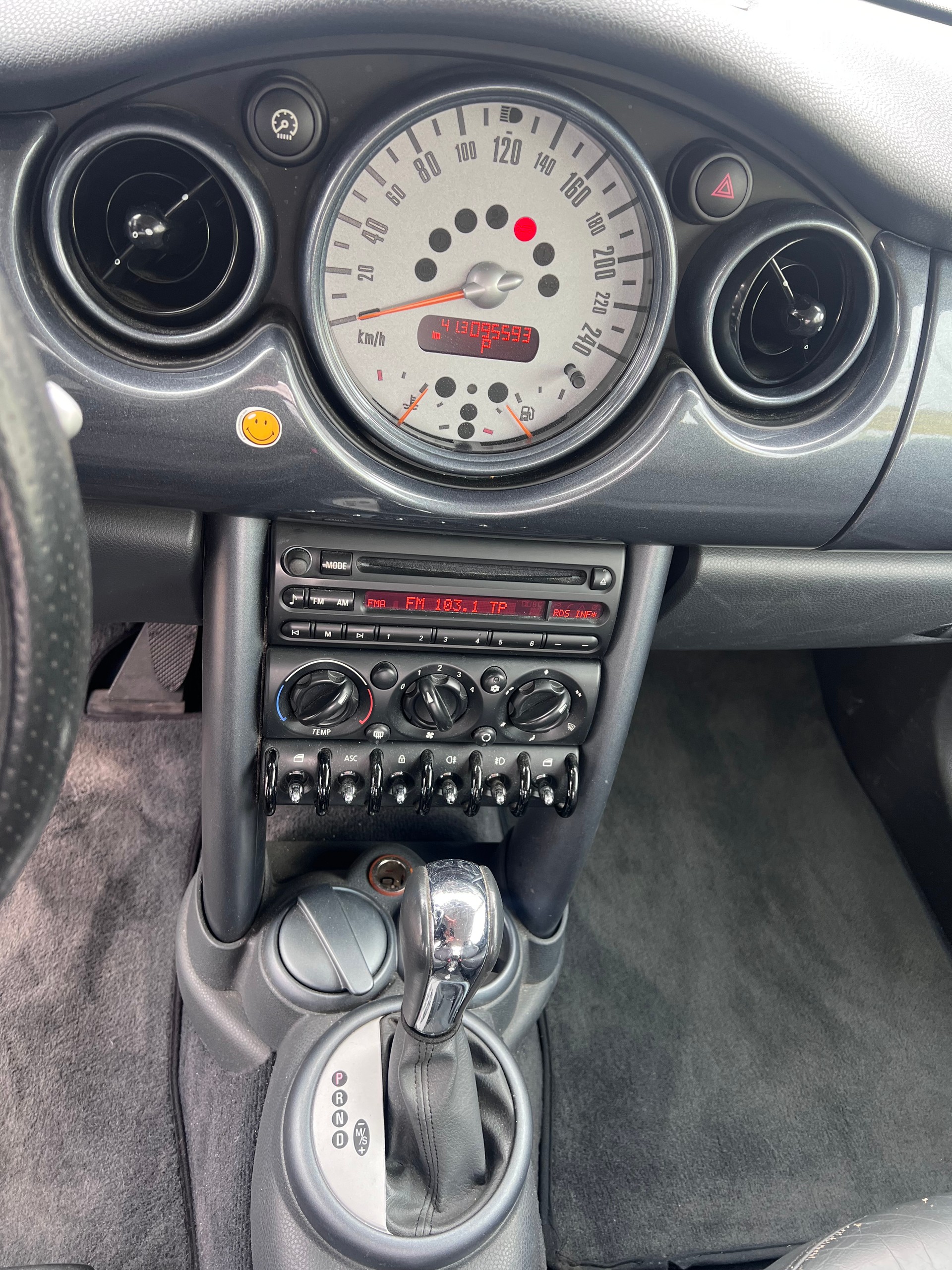 MINI Cooper-image-11