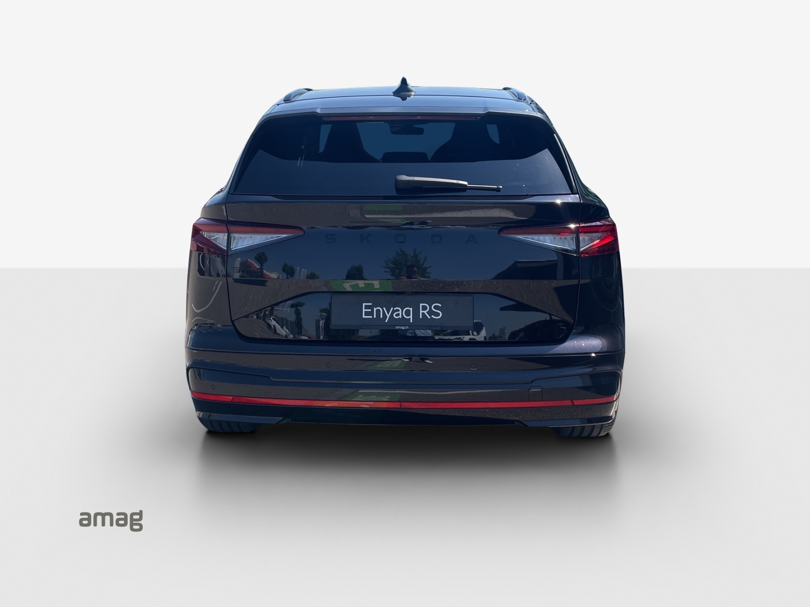 SKODA Enyaq 4x4 RS-image-3