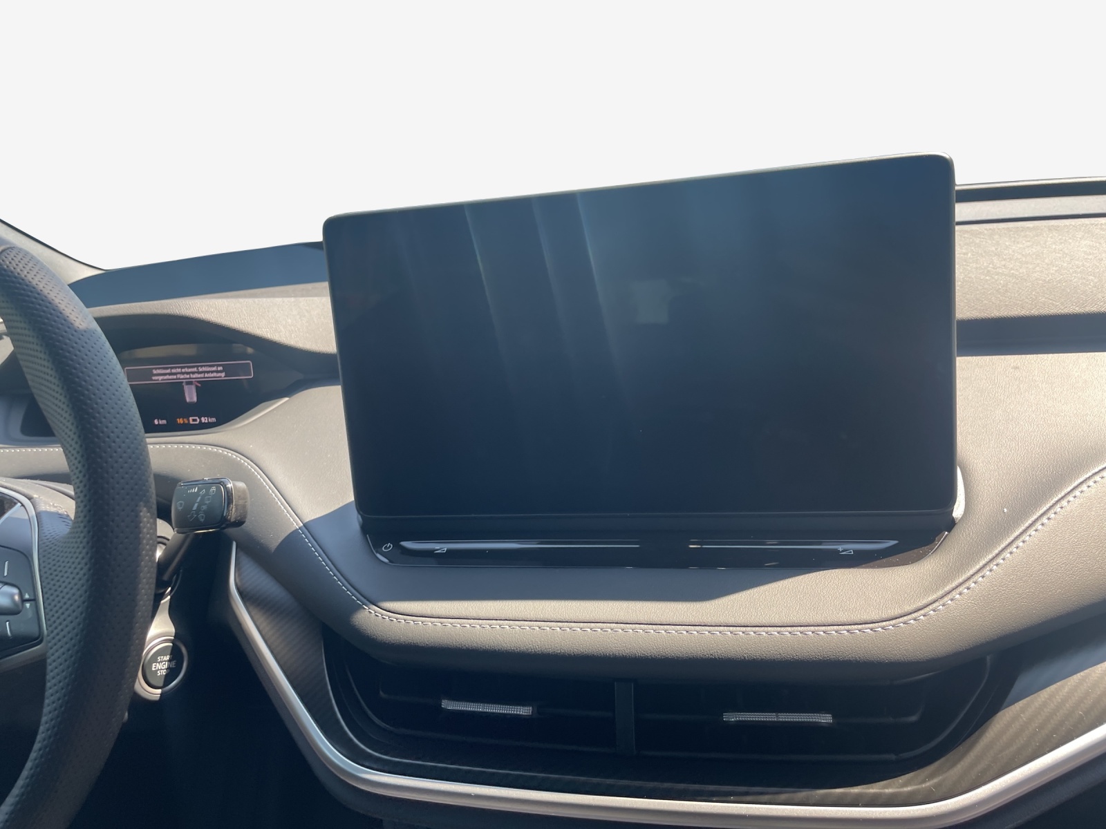 SKODA Enyaq 4x4 RS-image-10
