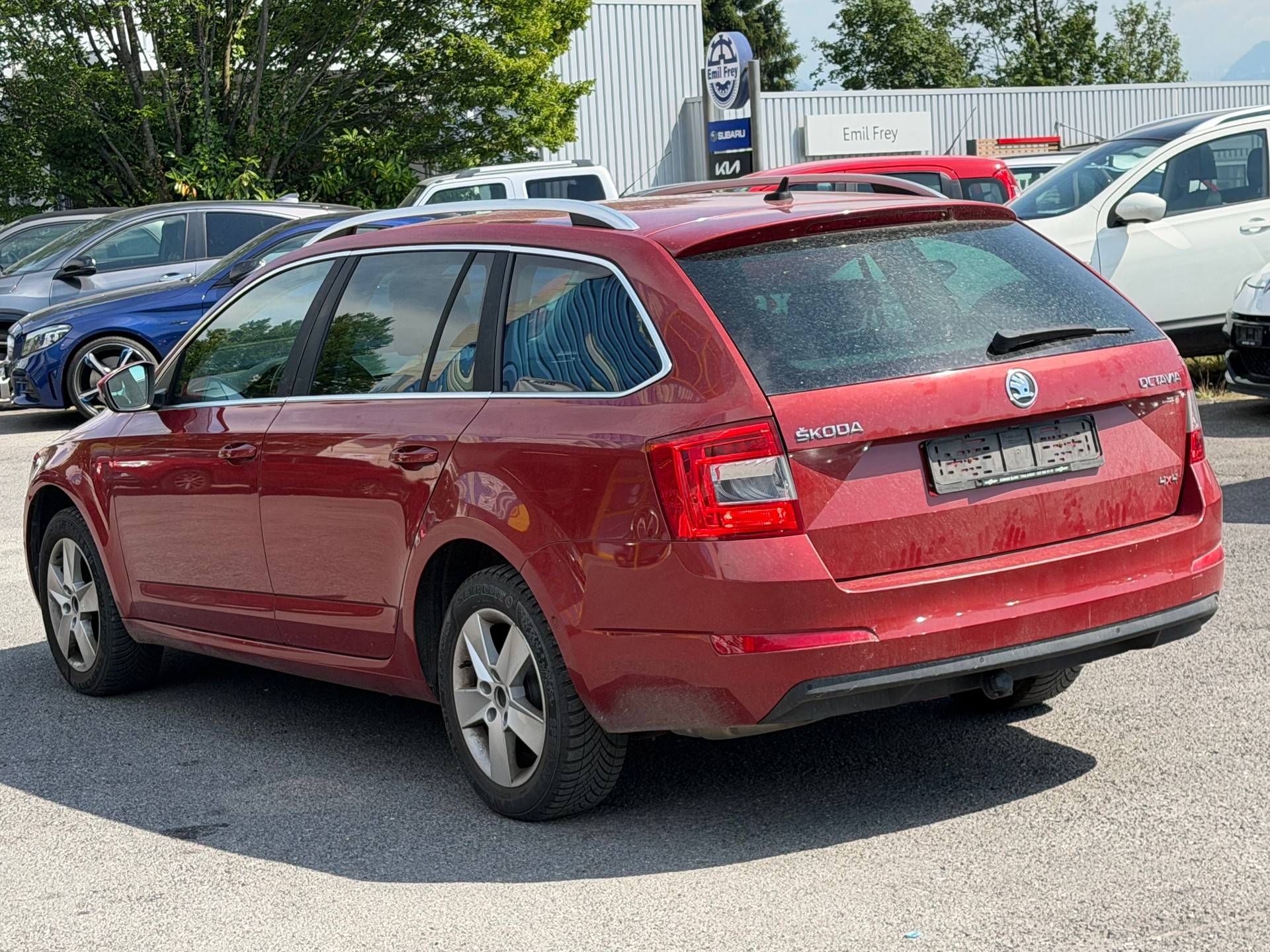 SKODA Octavia Combi 1.8 TSI Ambition 4x4 DSG-image-8