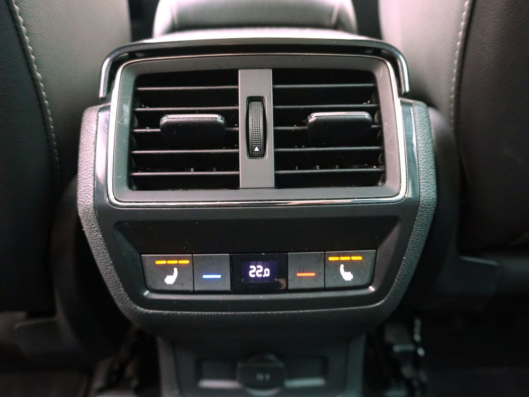 SKODA Kodiaq 2.0 TDI DSG Style-image-16