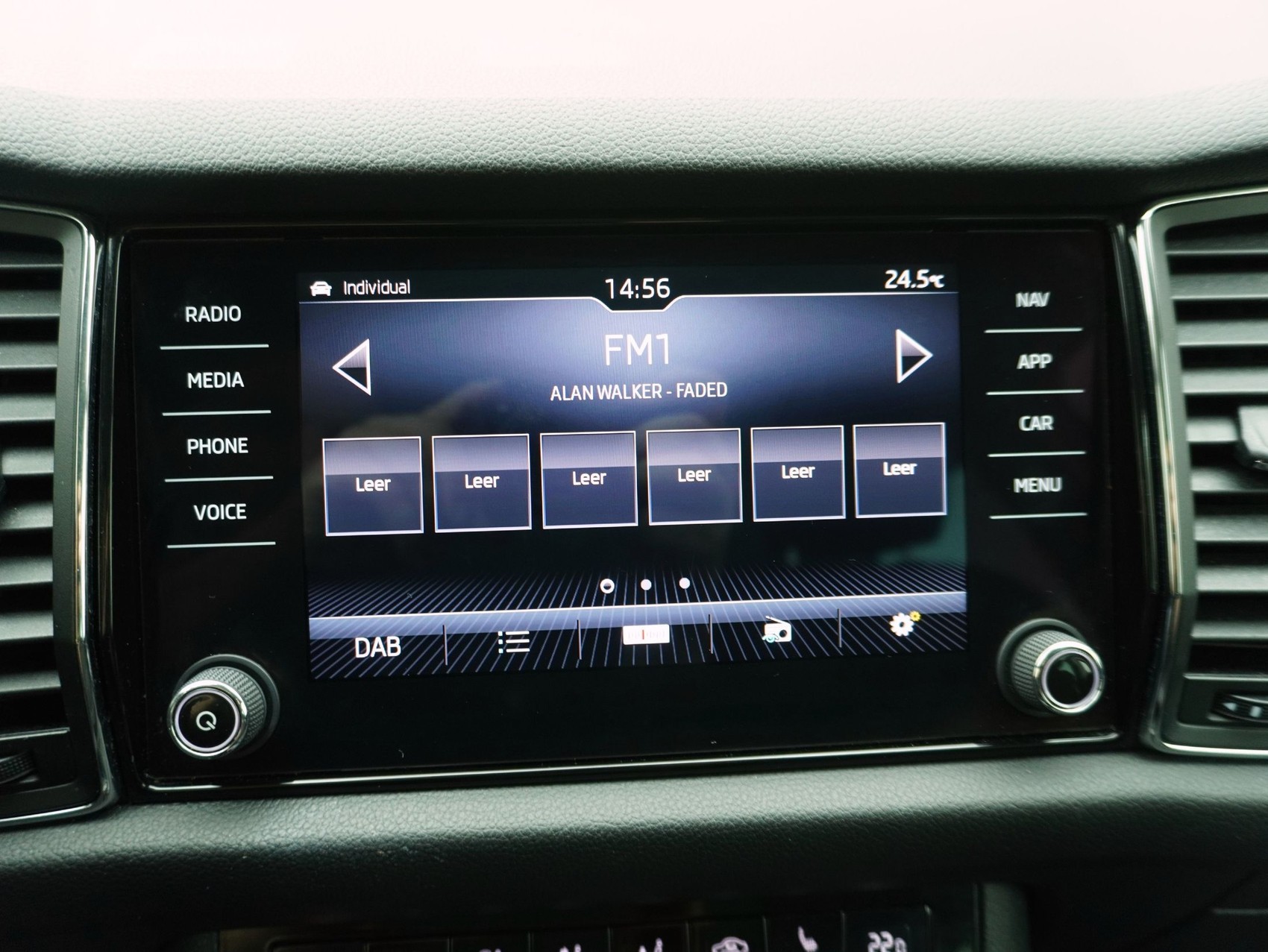 SKODA Kodiaq 2.0 TDI DSG Style-image-21
