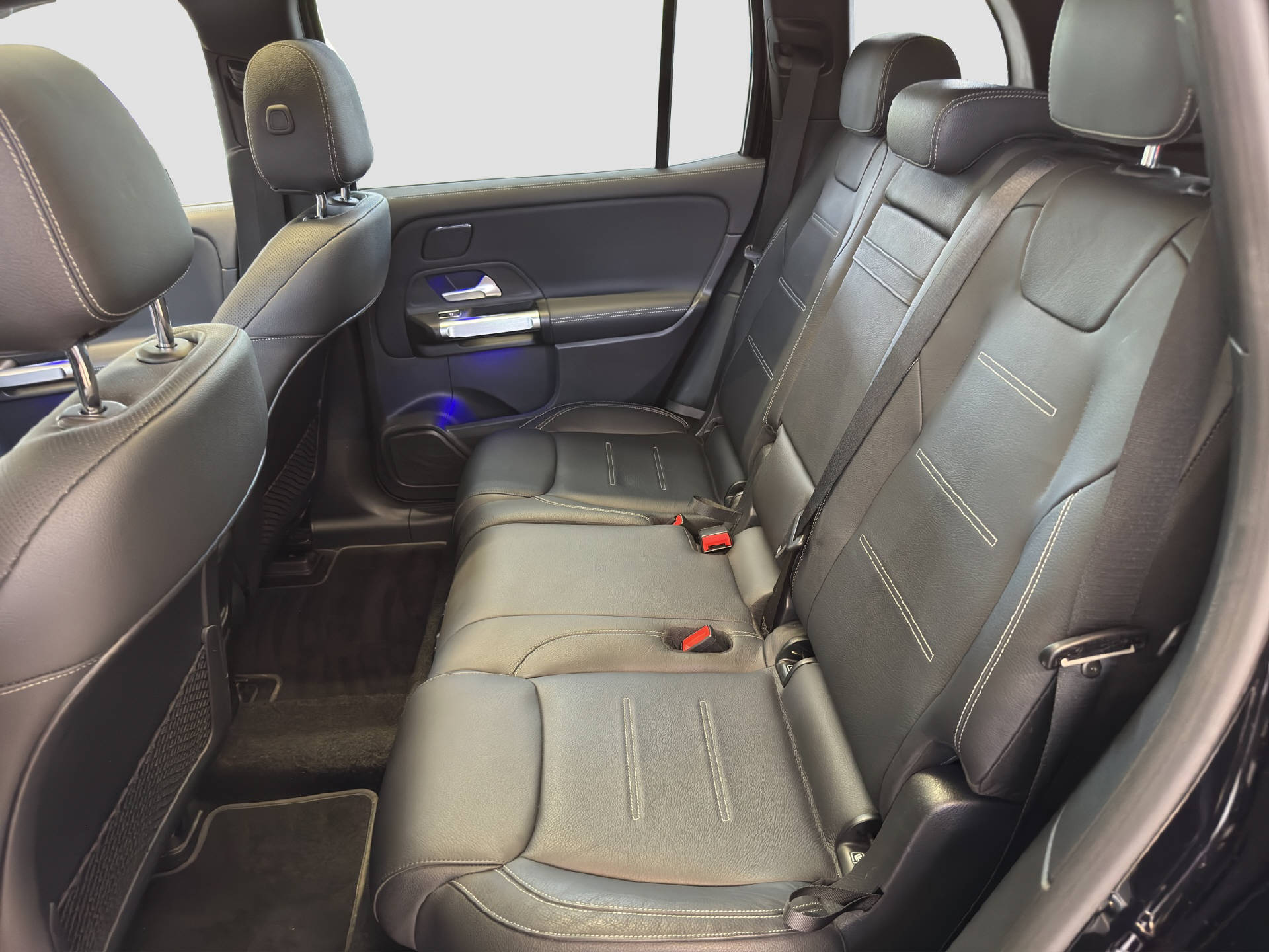 MERCEDES-BENZ EQB 350 AMG Line 4MATIC-image-13