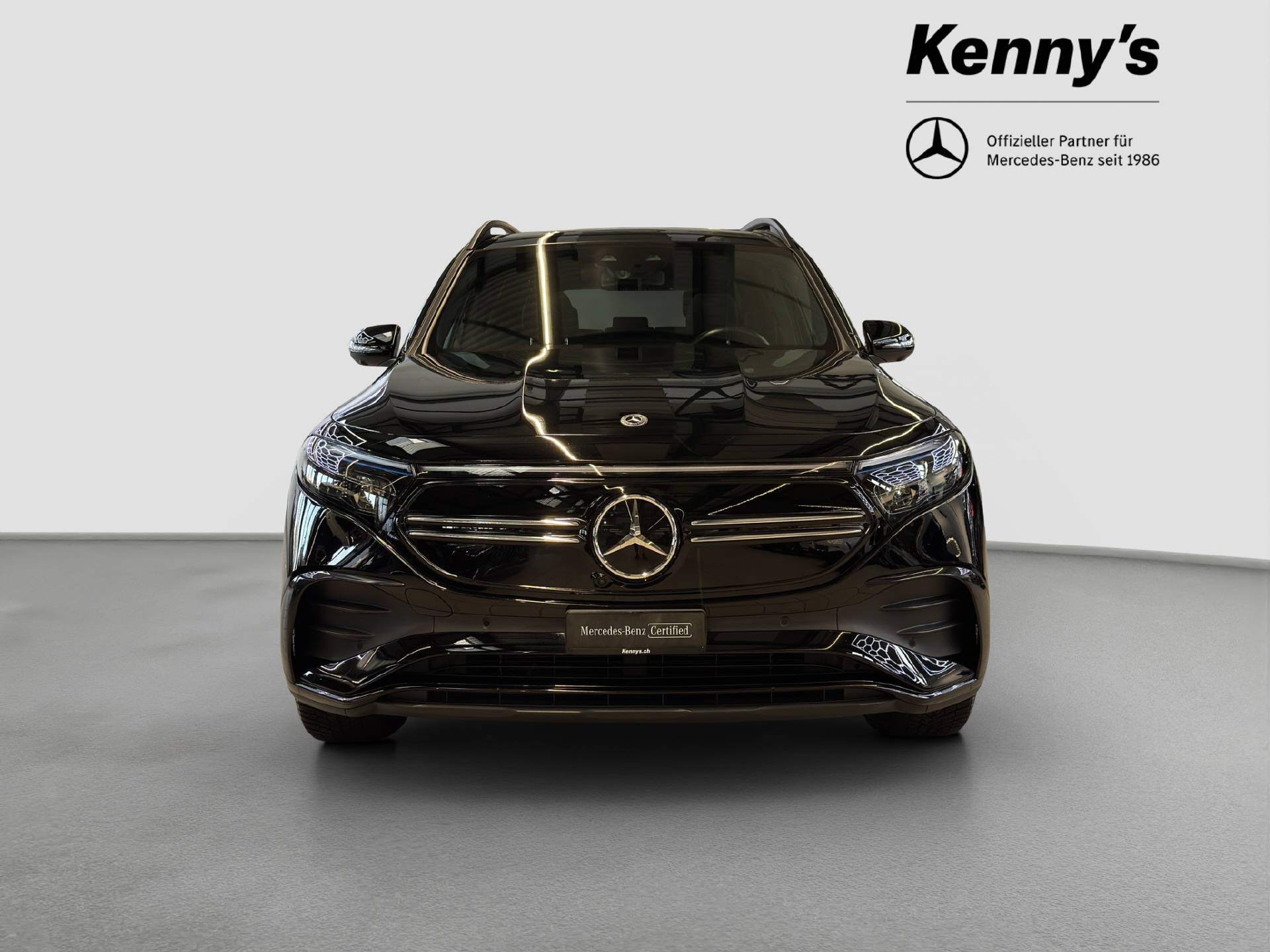 MERCEDES-BENZ EQB 350 AMG Line 4MATIC-showroom-element-1