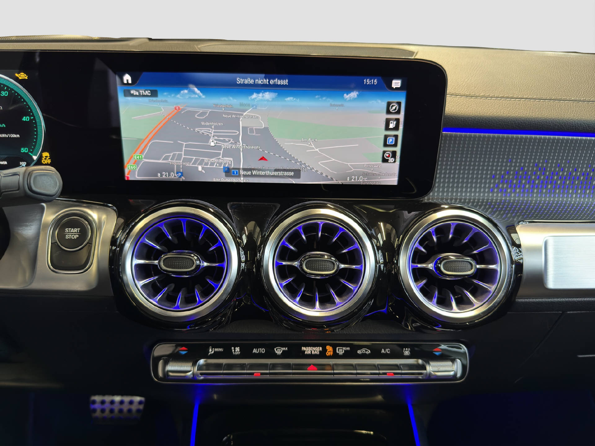 MERCEDES-BENZ EQB 350 AMG Line 4MATIC-image-10
