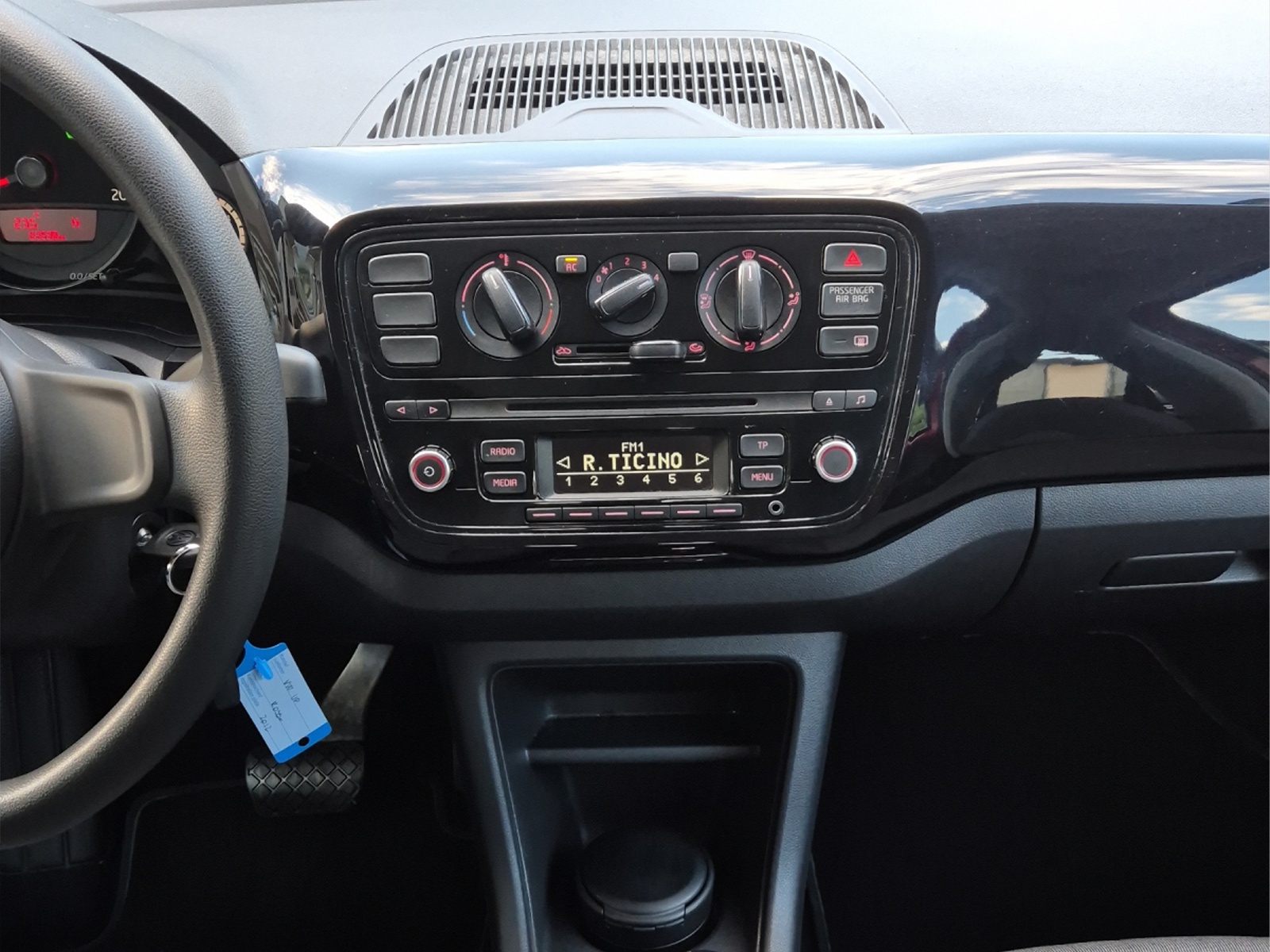 VW Up 1.0 move up ASG-image-10