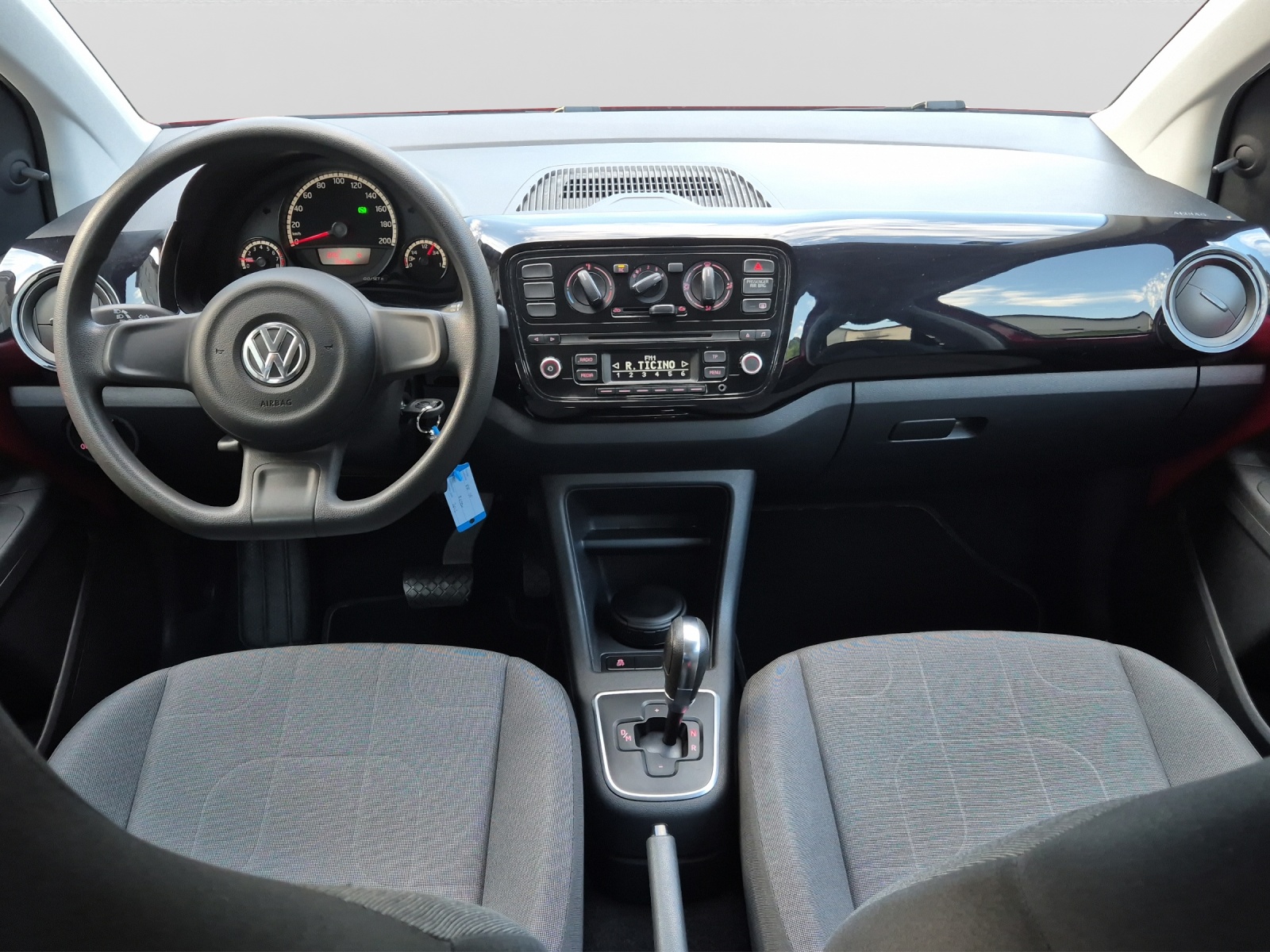 VW Up 1.0 move up ASG-image-8