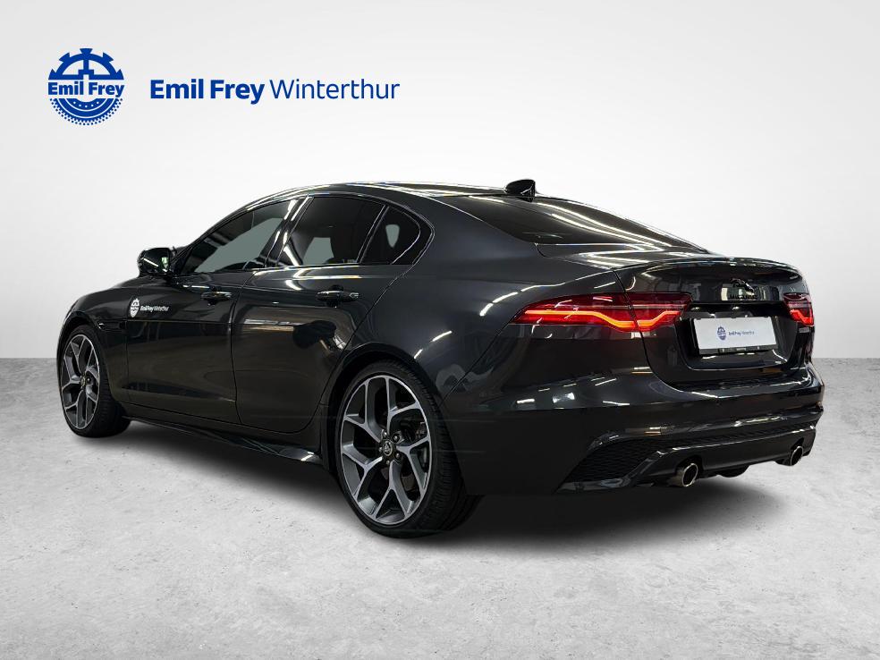 JAGUAR XE 2.0 T 300 Sport AWD-image-2