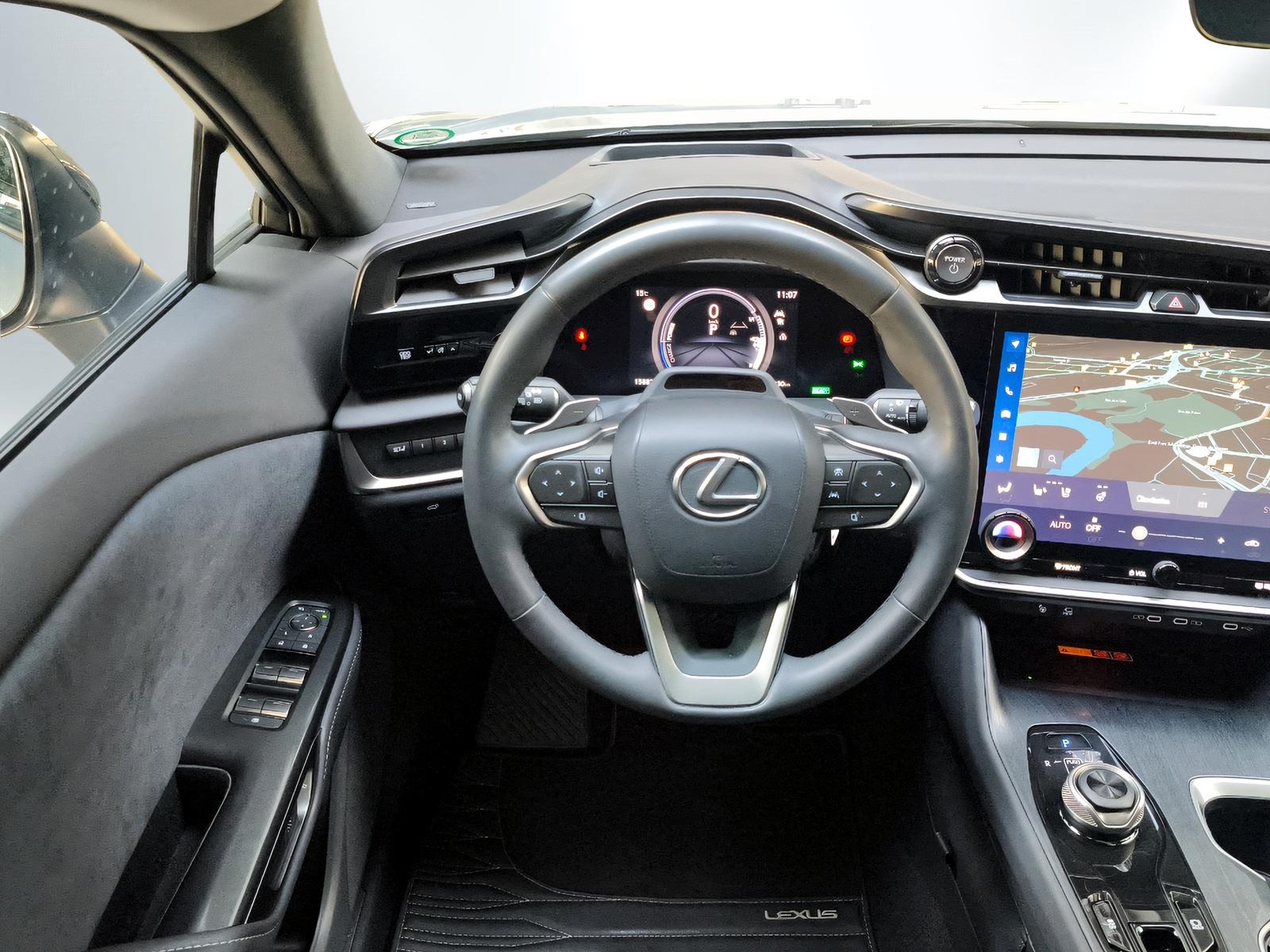 LEXUS RZ 450e Excellence-image-6