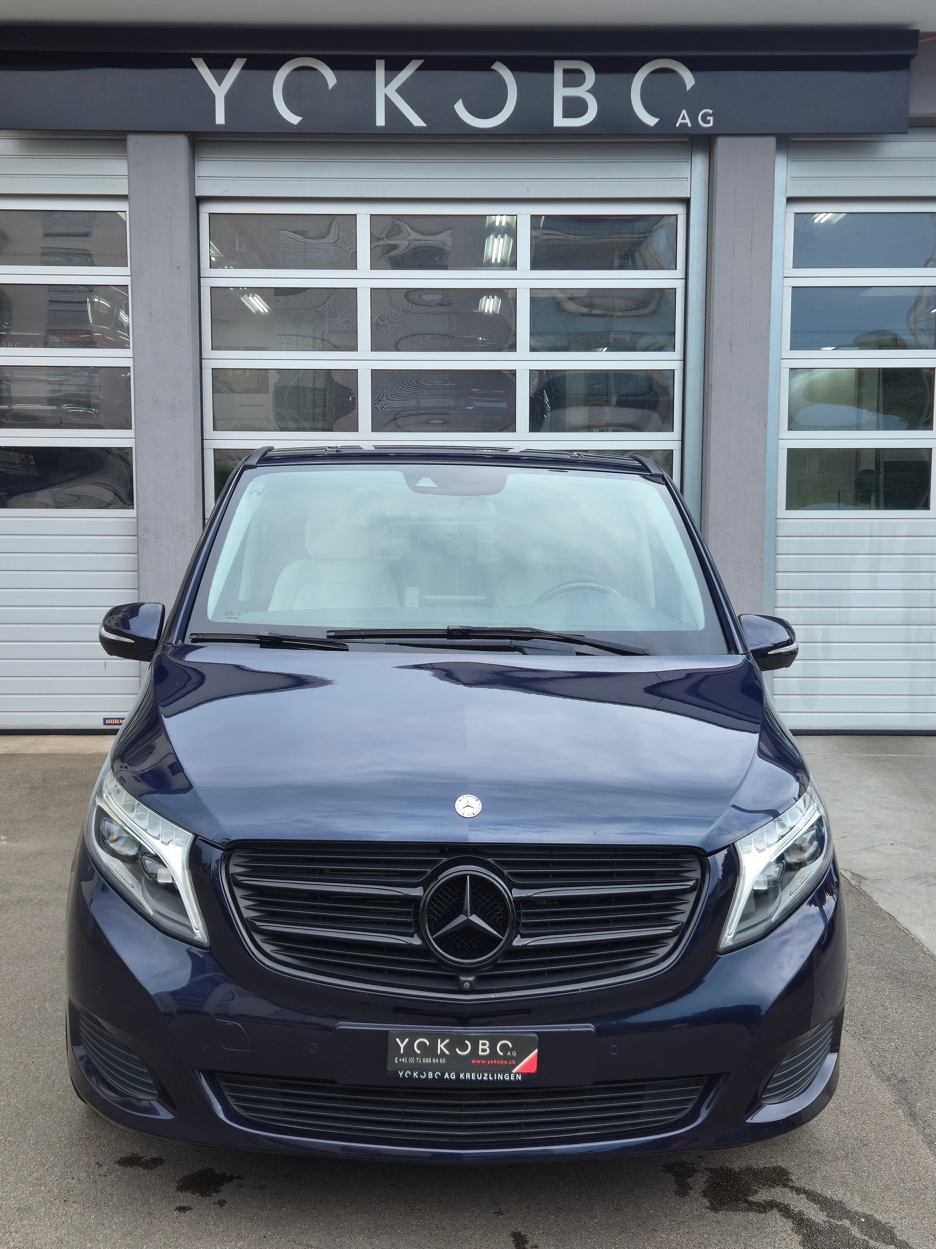 MERCEDES-BENZ V 220 d lang 7G-Tronic-image-15