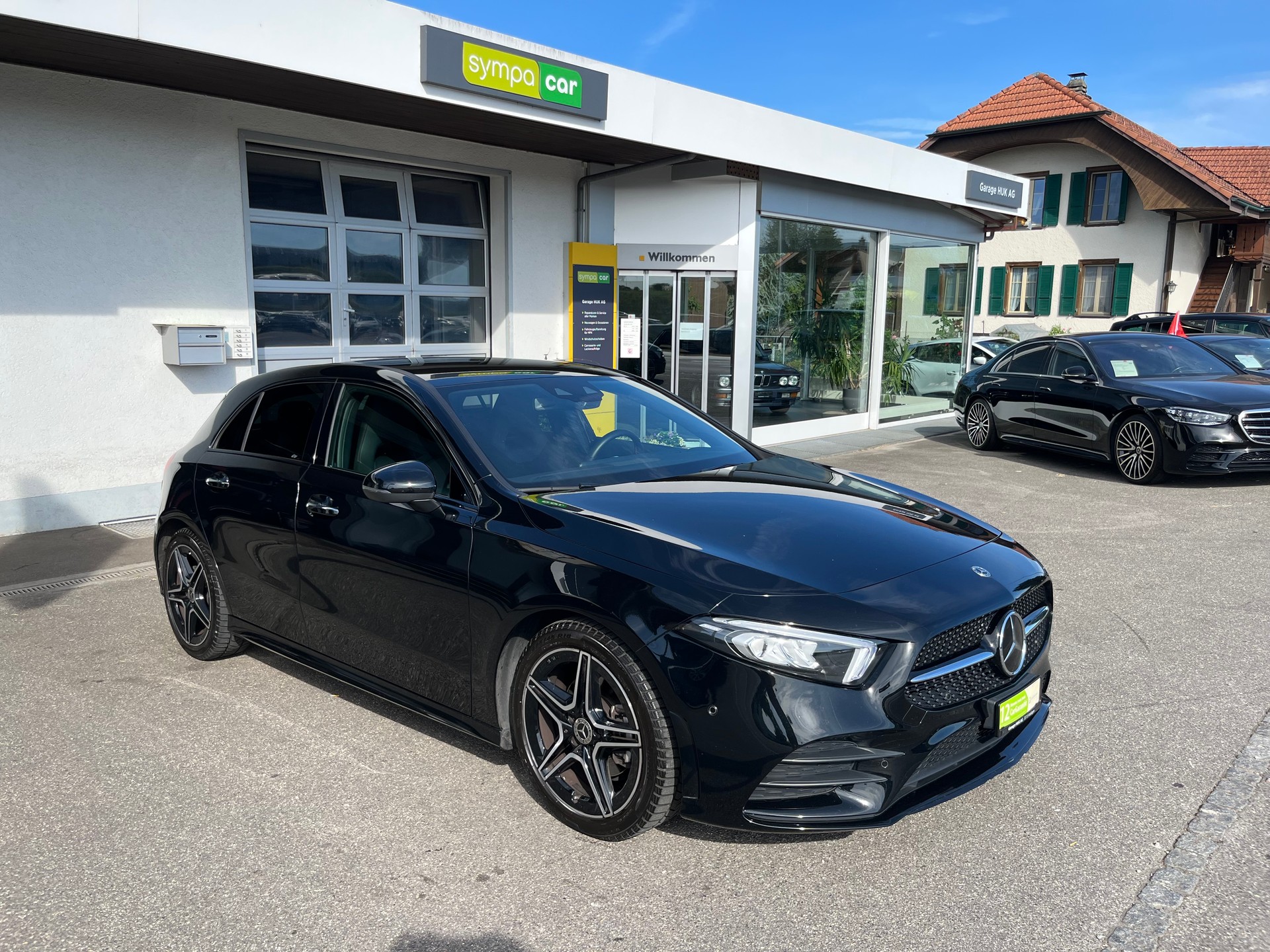 MERCEDES-BENZ A 180 Night Star AMG Line 7G-DCT (CH)-image-0