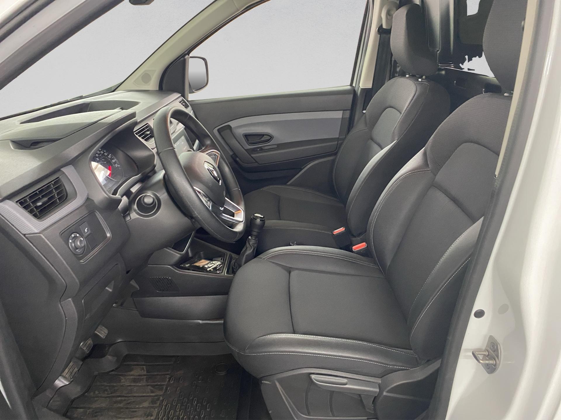 RENAULT Express 1.3TCe 100 PF Extra-image-31