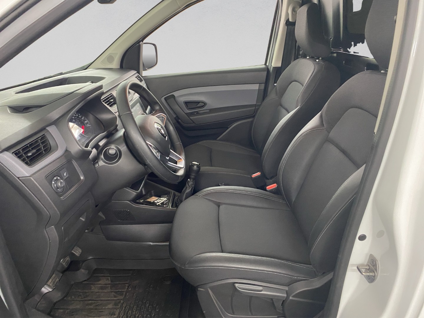 RENAULT Express 1.3TCe 100 PF Extra-image-7