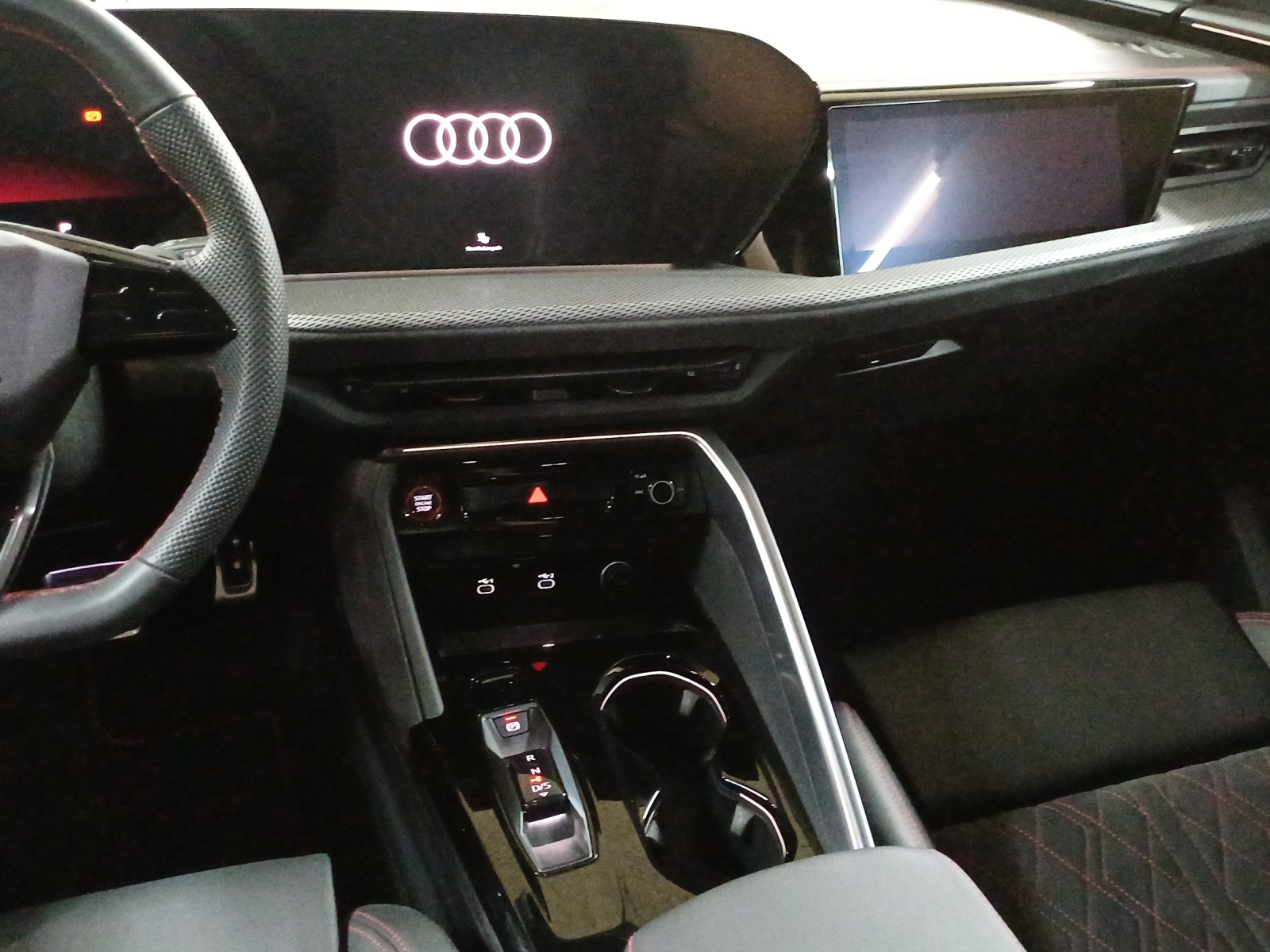 AUDI Q5 TFSI quatto 150 kW S-tronic-image-10