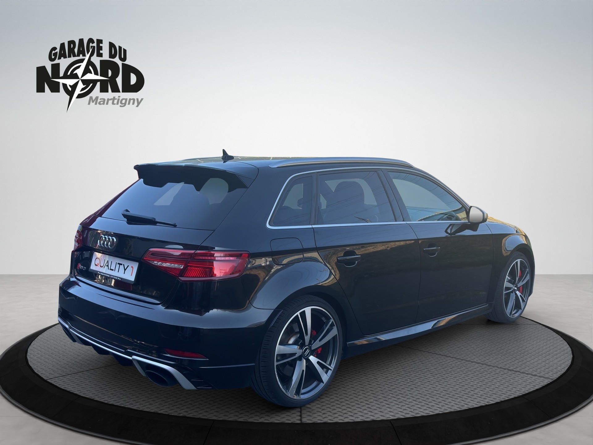 AUDI RS3 Sportback 2.5 TSI quattro S-tronic-image-5