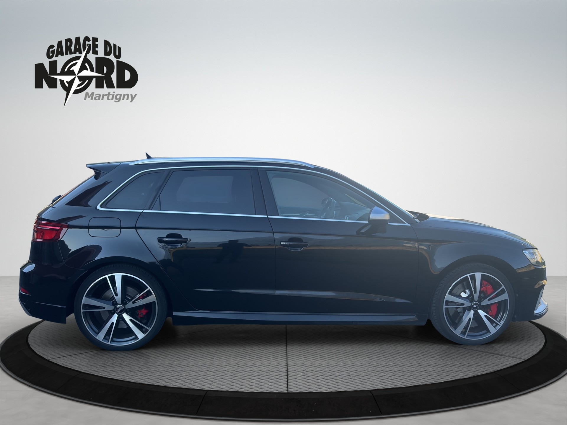 AUDI RS3 Sportback 2.5 TSI quattro S-tronic-image-6