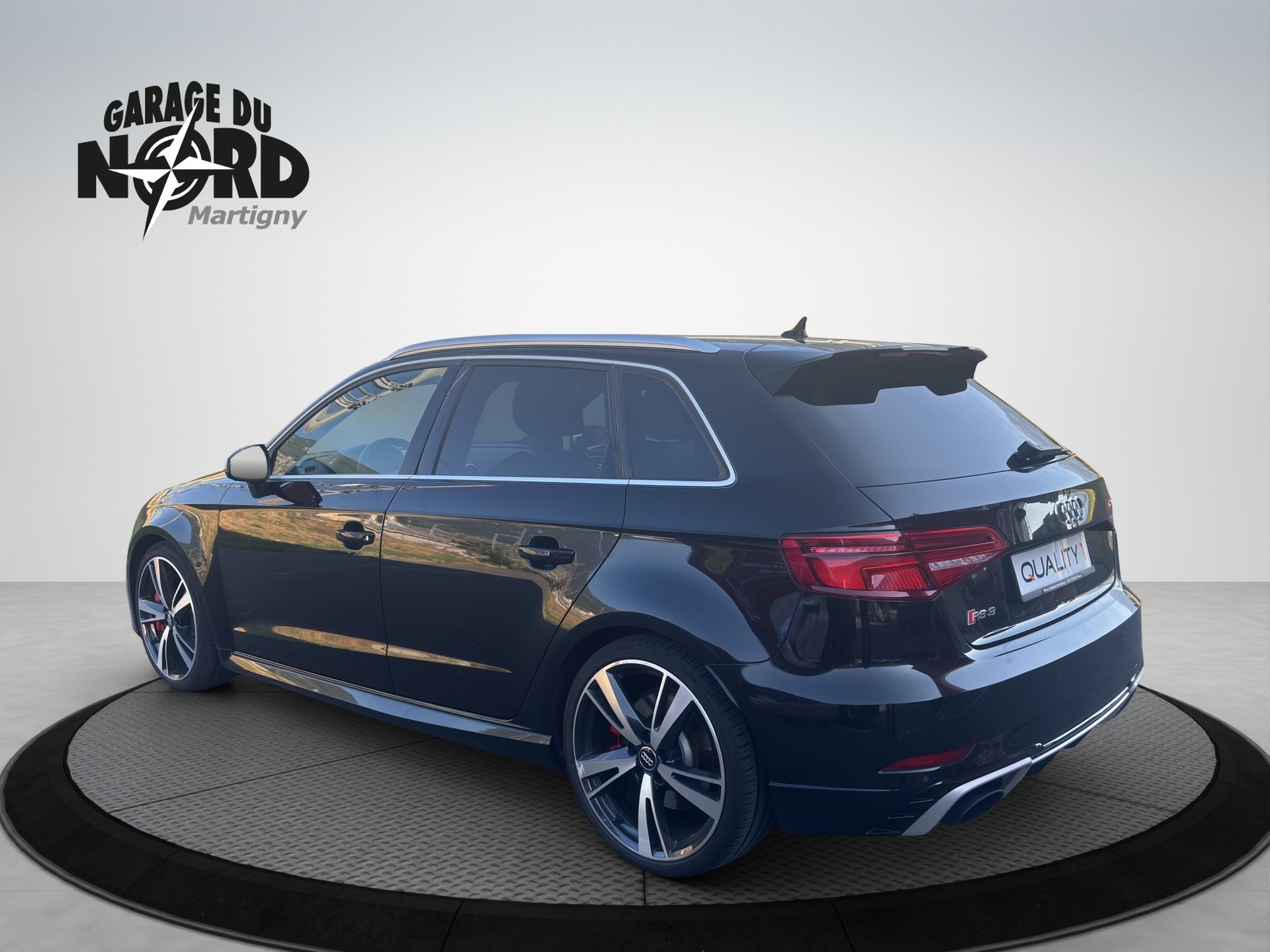 AUDI RS3 Sportback 2.5 TSI quattro S-tronic-image-3