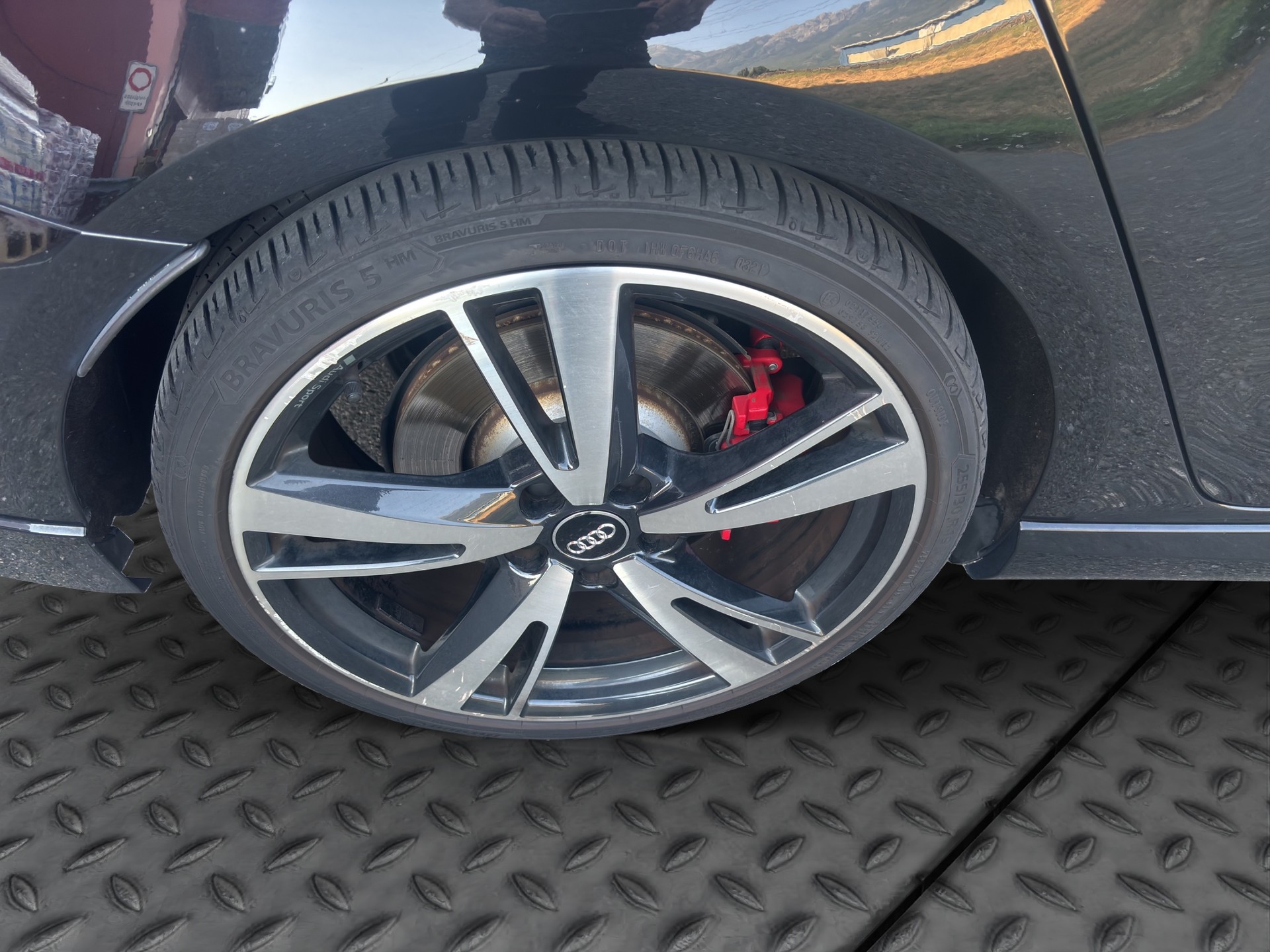 AUDI RS3 Sportback 2.5 TSI quattro S-tronic-image-17
