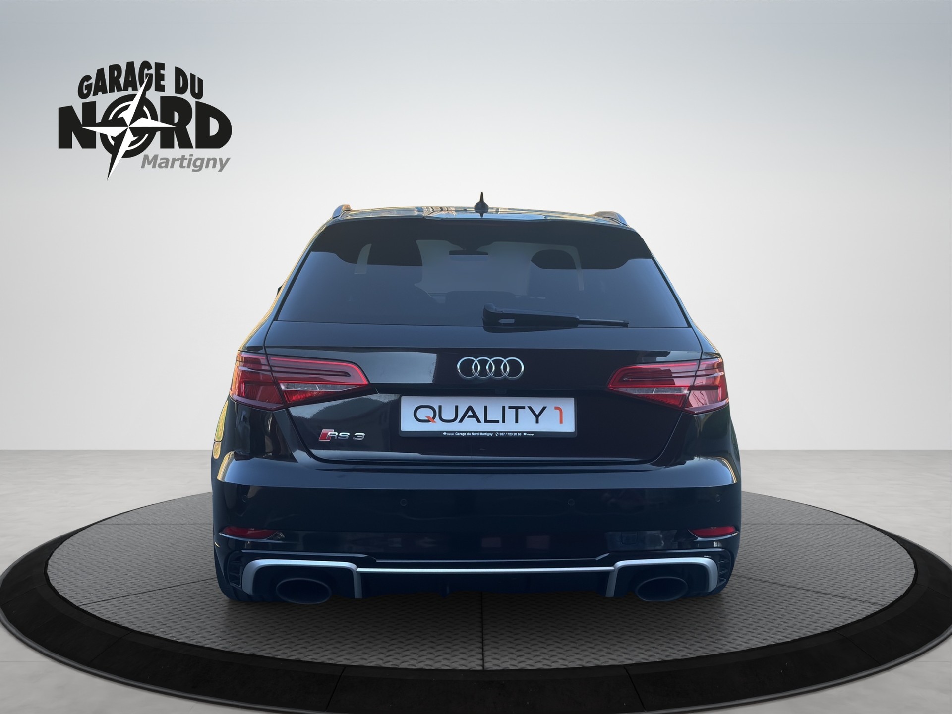 AUDI RS3 Sportback 2.5 TSI quattro S-tronic-image-4