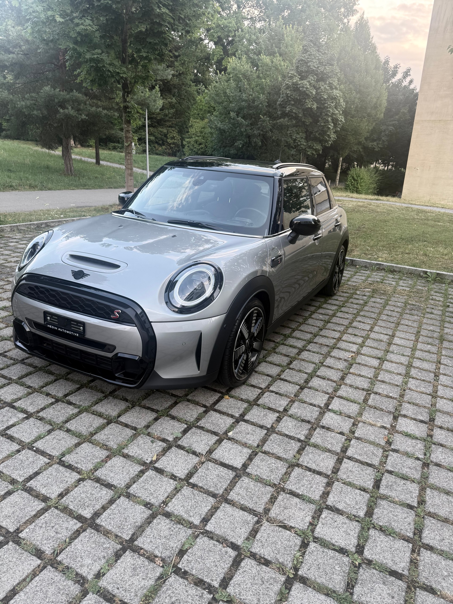 MINI 2.0i Cooper S SDKG-image-1