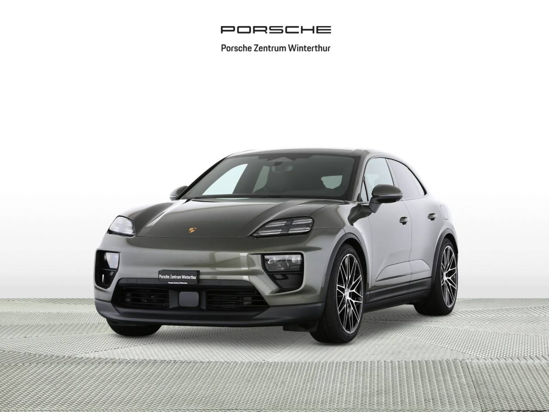 PORSCHE Macan 4-image-0