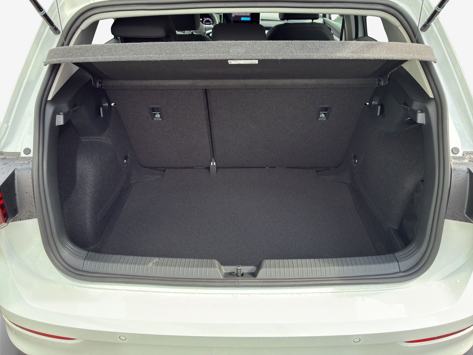 VW Golf 1.5 e TSI mHEV Value DSG-image-12