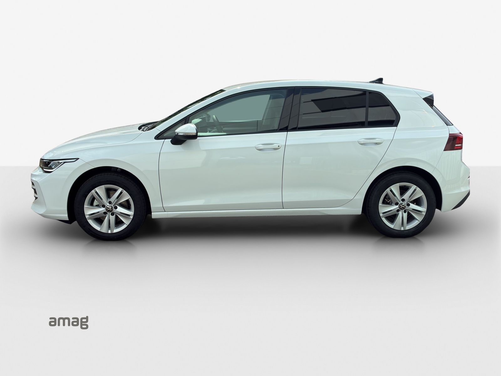 VW Golf 1.5 e TSI mHEV Value DSG-image-1