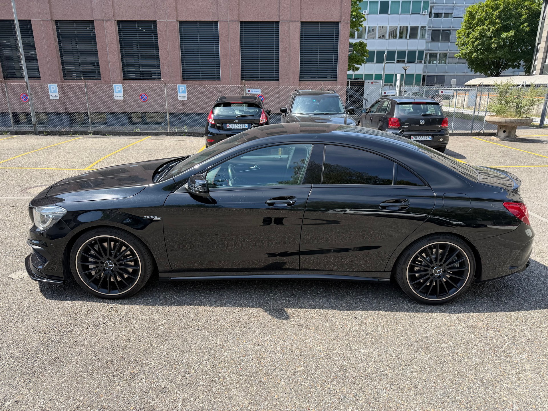MERCEDES-BENZ CLA 45 AMG 4m-image-2