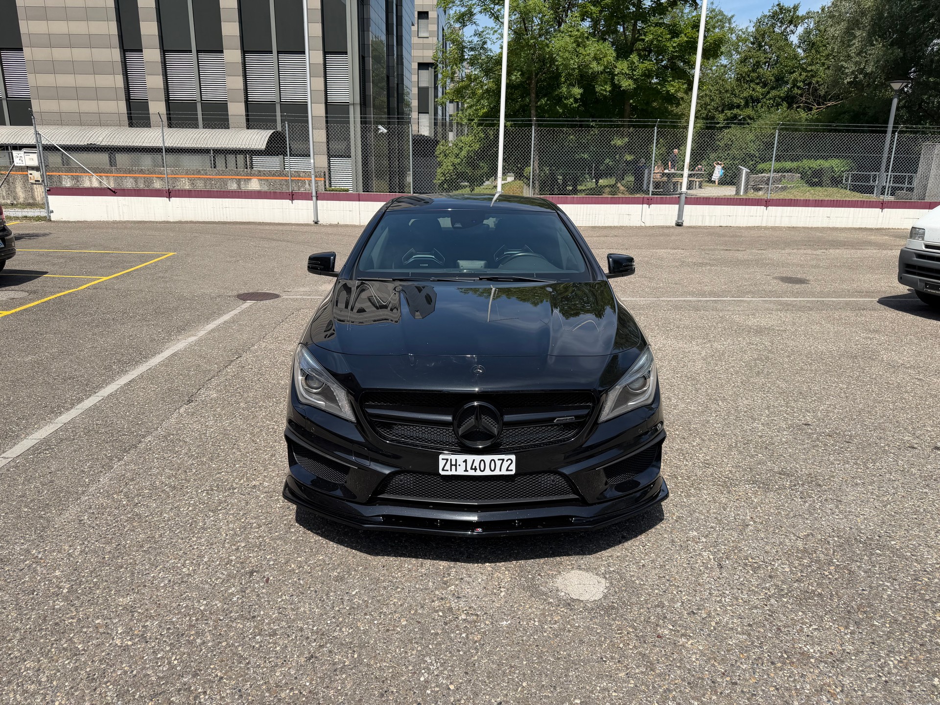 MERCEDES-BENZ CLA 45 AMG 4m-image-1
