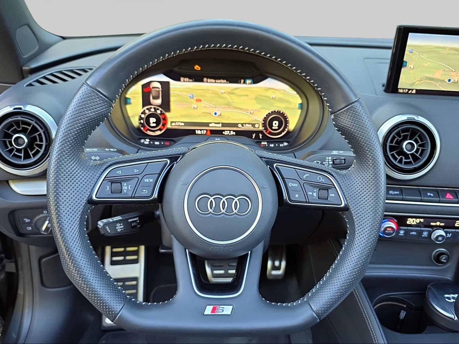 AUDI A3 Cabriolet 2.0 TFSI Sport quattro S-tronic-image-14