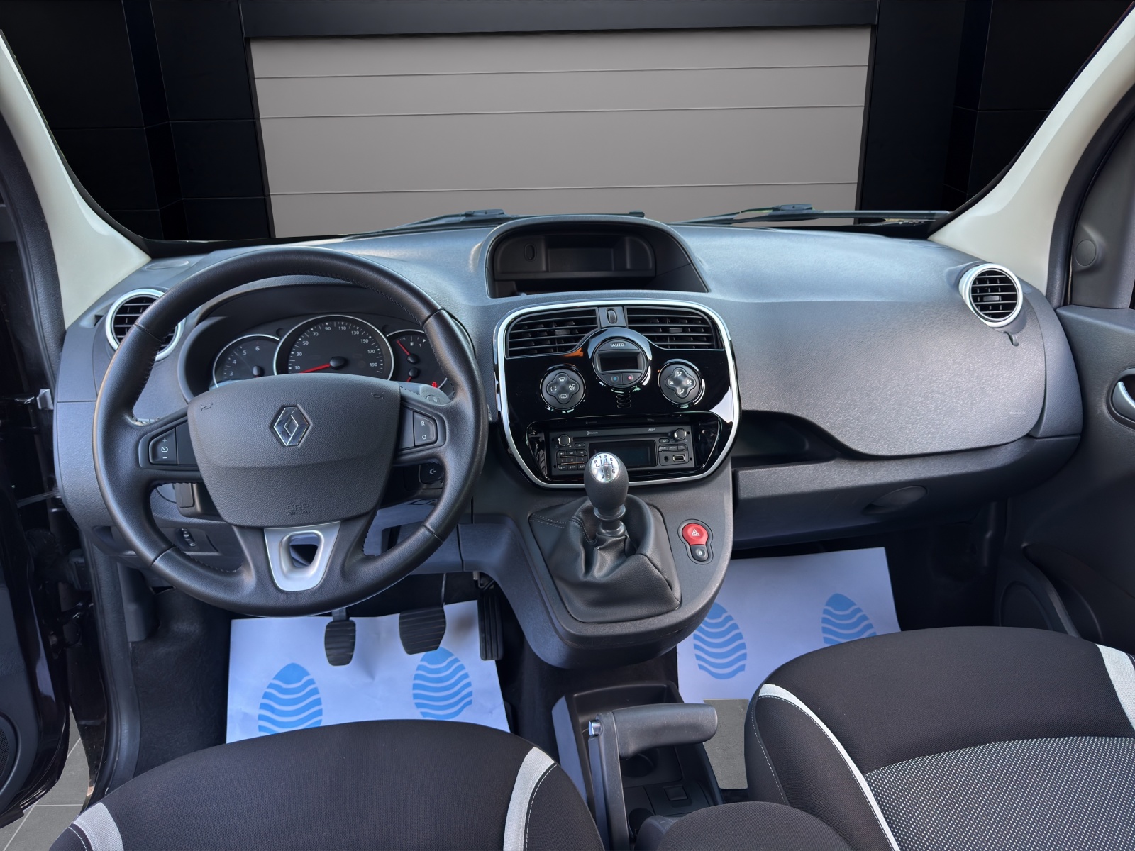 RENAULT Renault Kangoo 1.5 dCi Diesel | 1. Hand | Servicegepflegt | Frisch ab Service & MFK-image-20