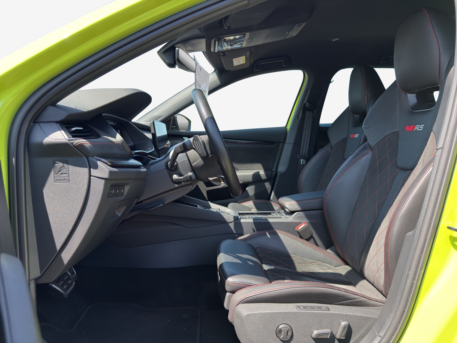 SKODA Octavia Combi 2.0 TSI DSG RS-image-7