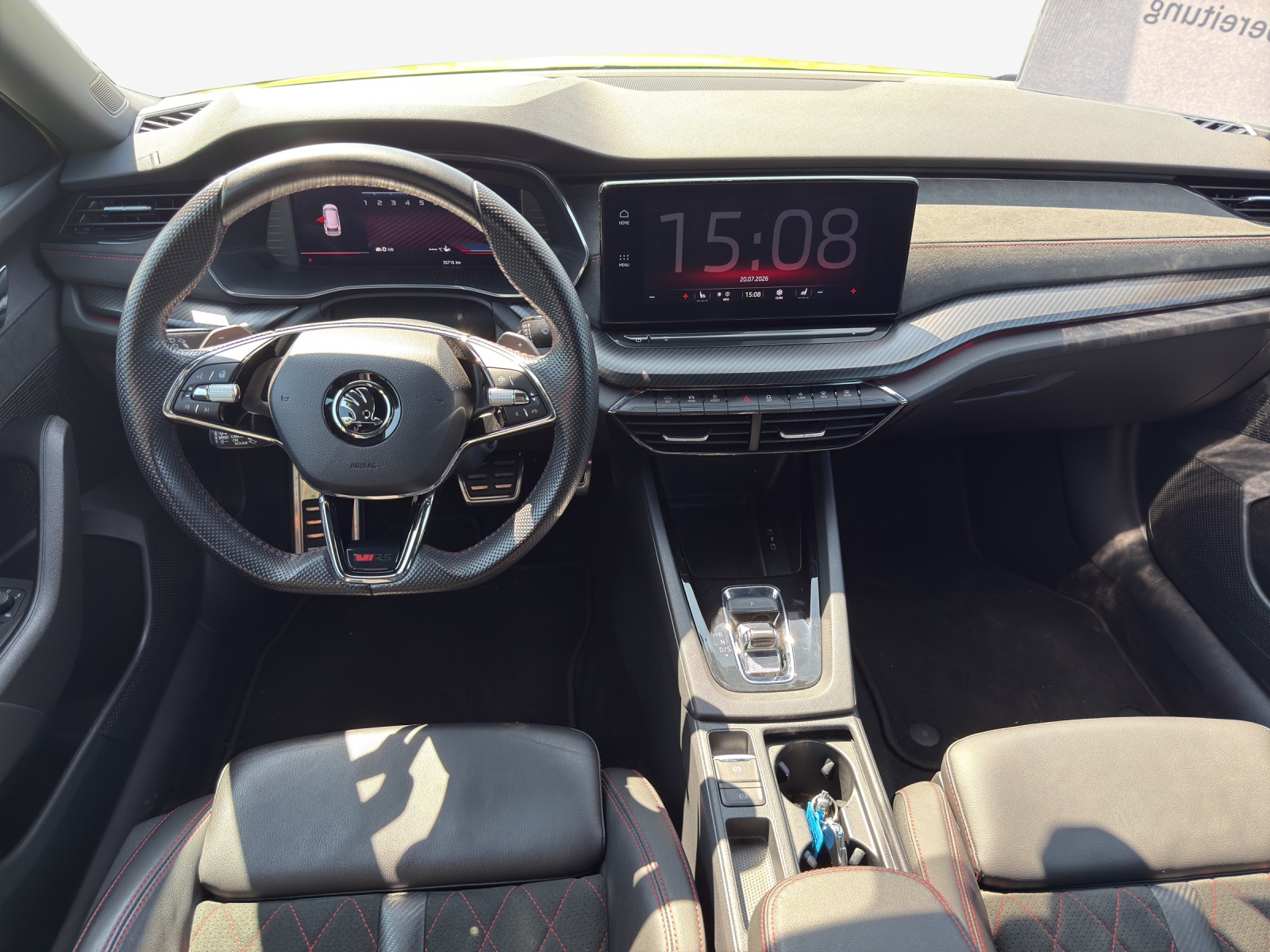 SKODA Octavia Combi 2.0 TSI DSG RS-image-8