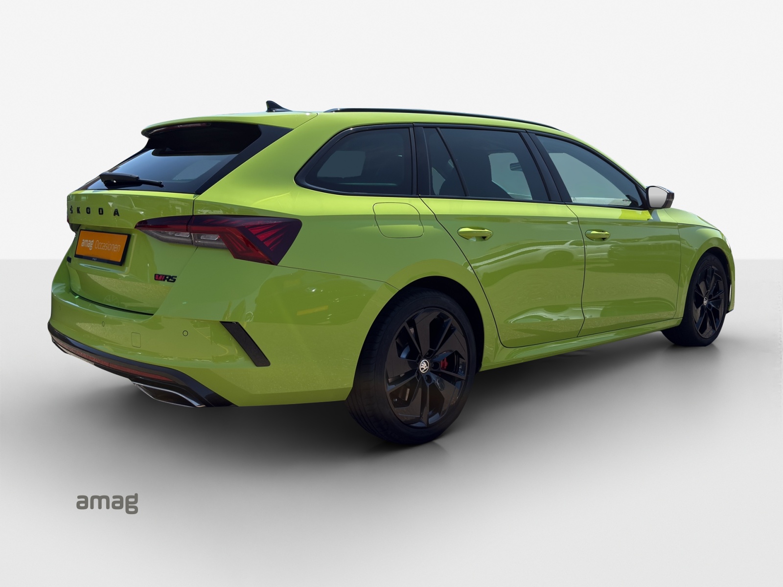 SKODA Octavia Combi 2.0 TSI DSG RS-image-4