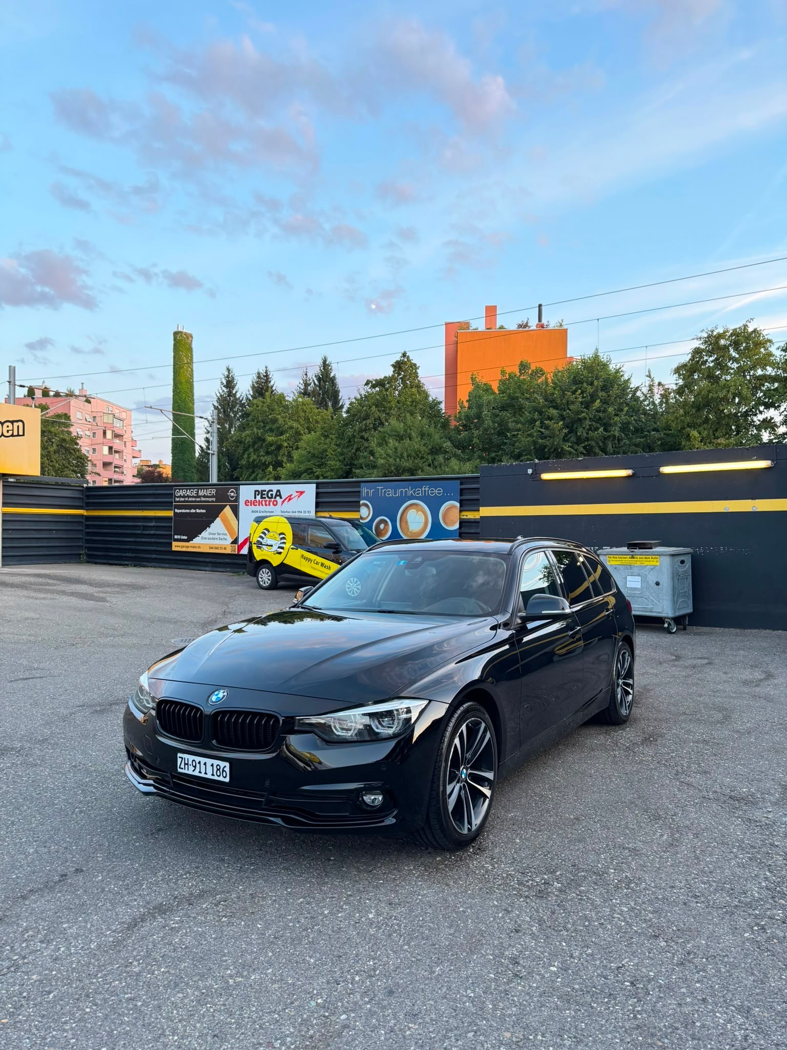 BMW 318d-image-1