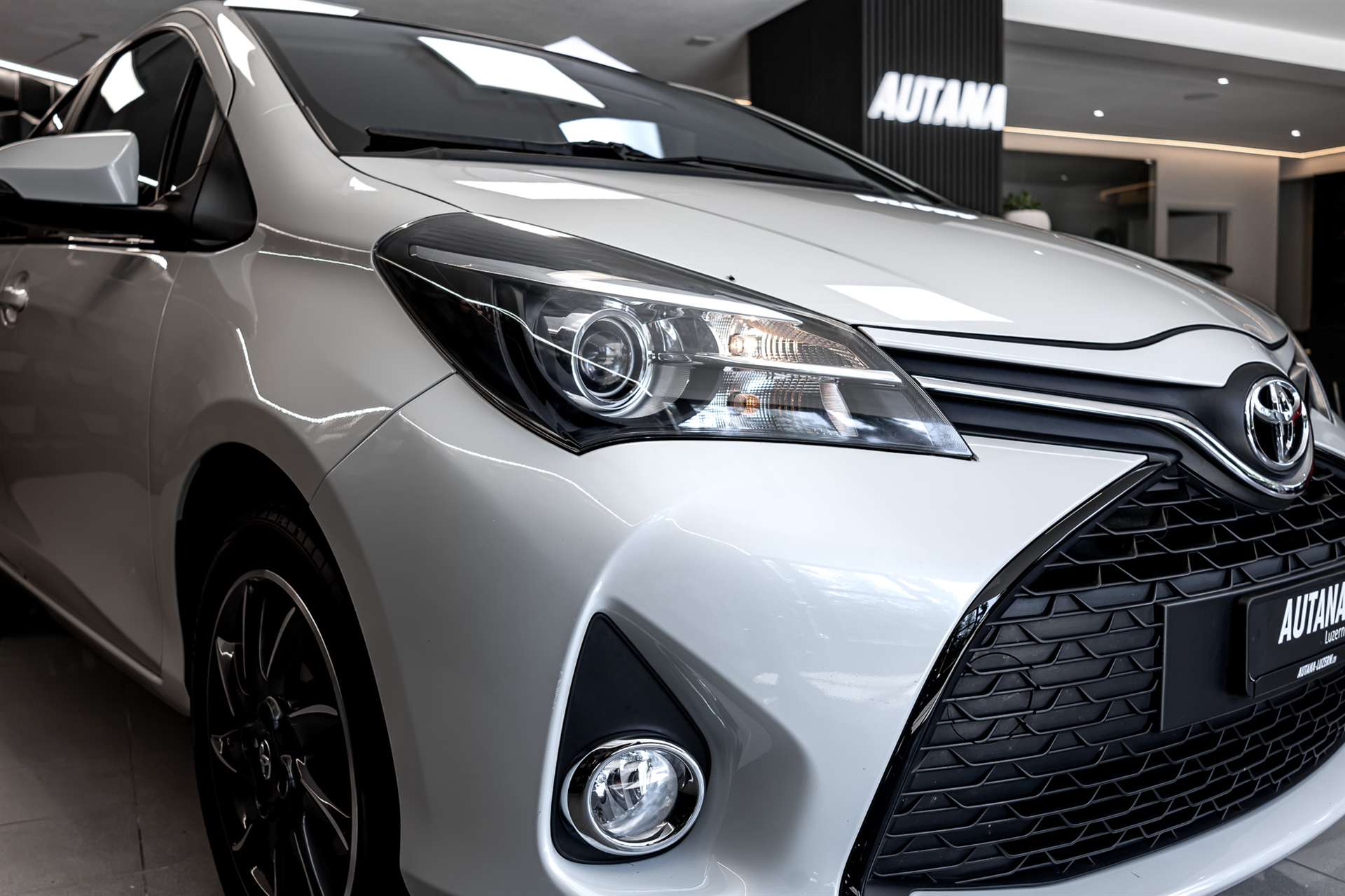 TOYOTA Yaris 1.33 Sol Premium Multidrive S-image-23
