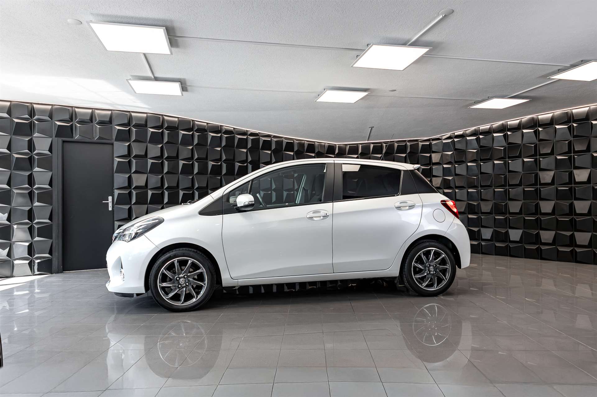 TOYOTA Yaris 1.33 Sol Premium Multidrive S-image-1