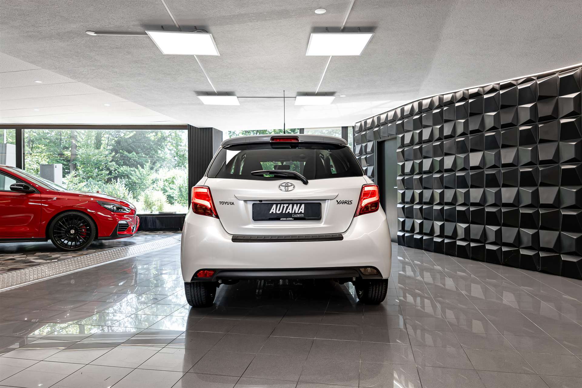 TOYOTA Yaris 1.33 Sol Premium Multidrive S-image-4