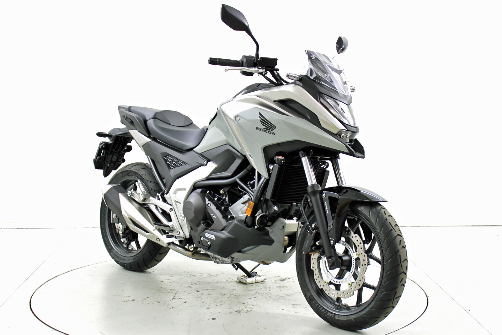 HONDA NC 750 X ABS DTC-showroom-element-1