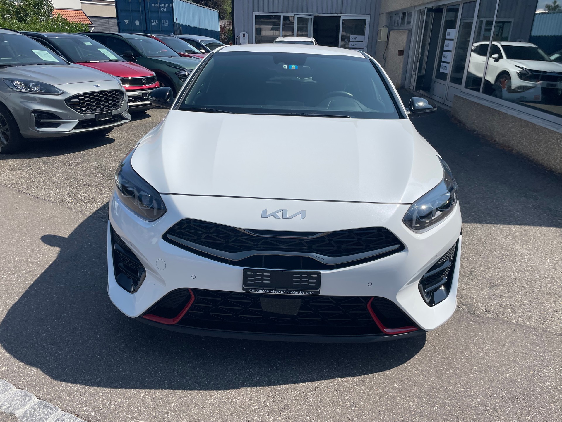 KIA ProCeed 1.6 T-GDi GT DCT-image-7