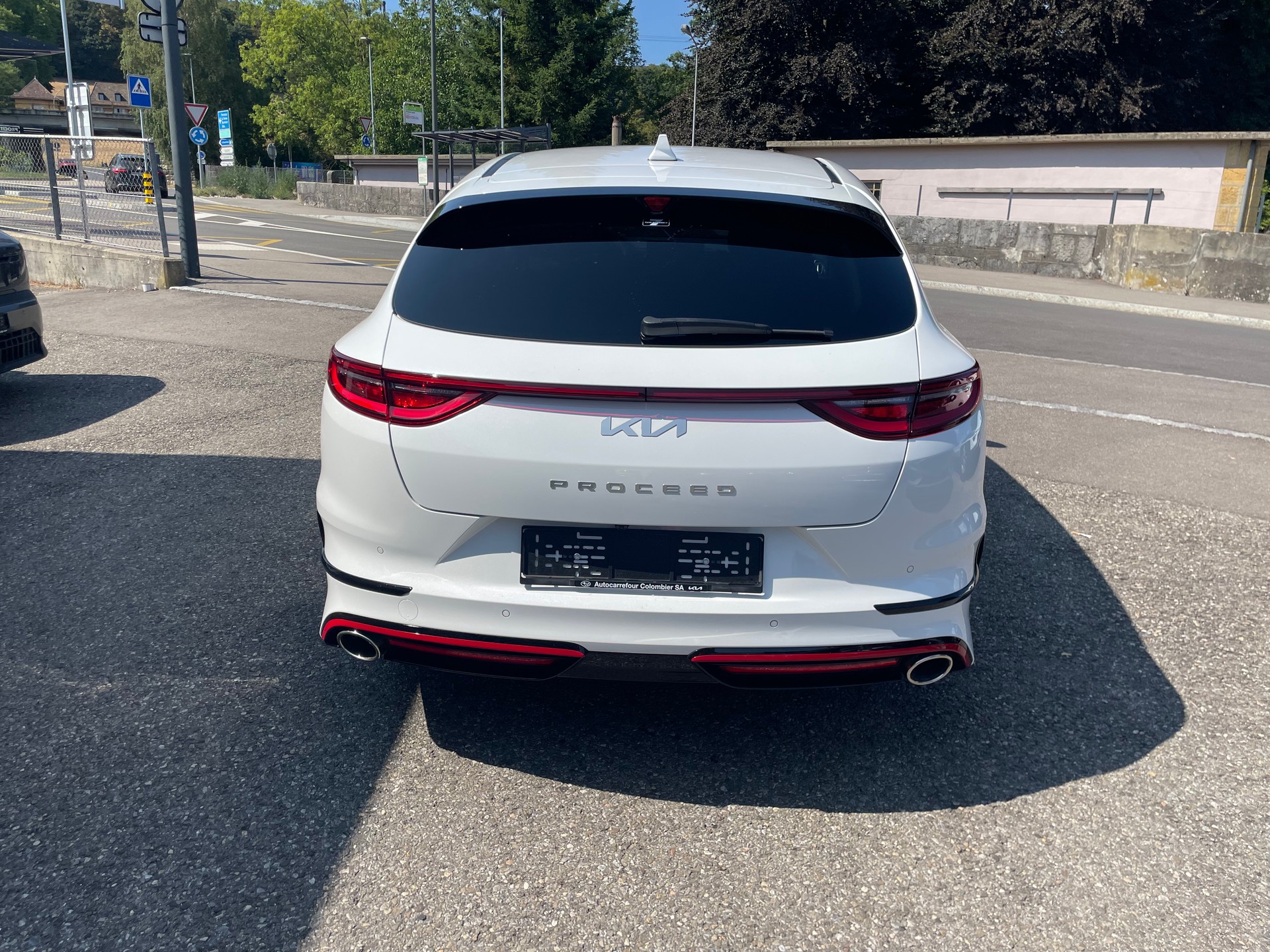 KIA ProCeed 1.6 T-GDi GT DCT-image-3