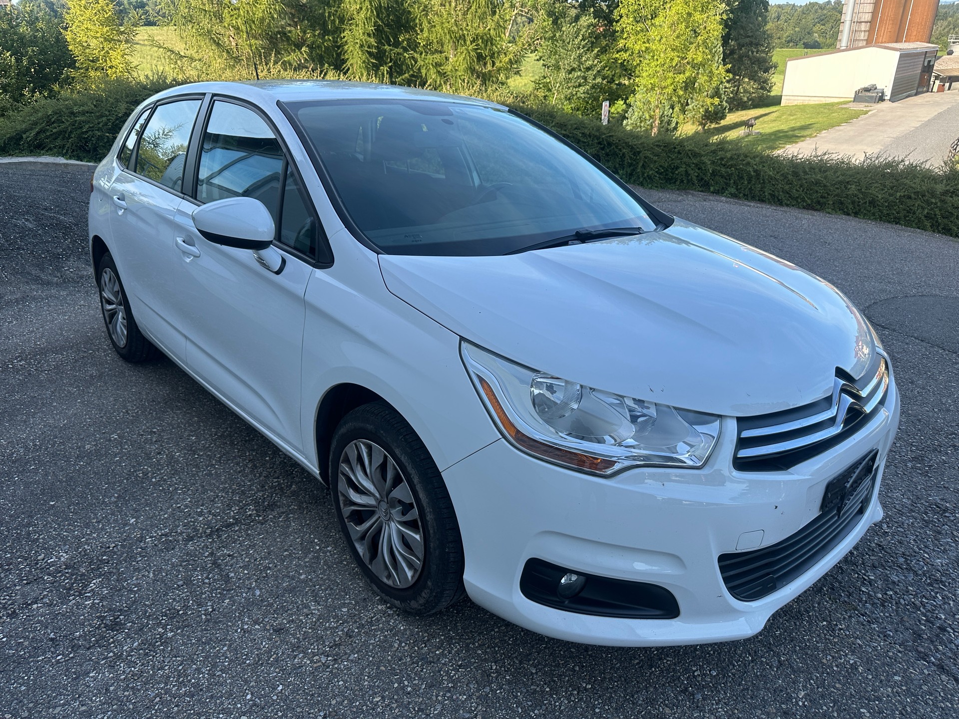 CITROEN C4 Berline 1.4 VTi Attraction-image-3